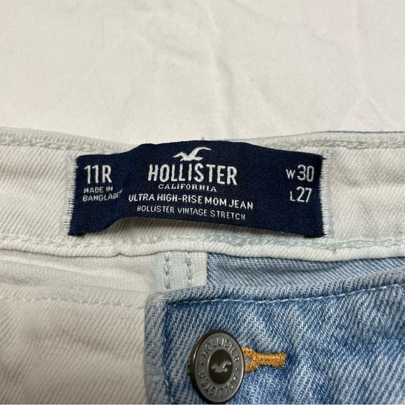 Hollister Ultra High Rise Two Tone Mom Jeans - Picture 7 of 9